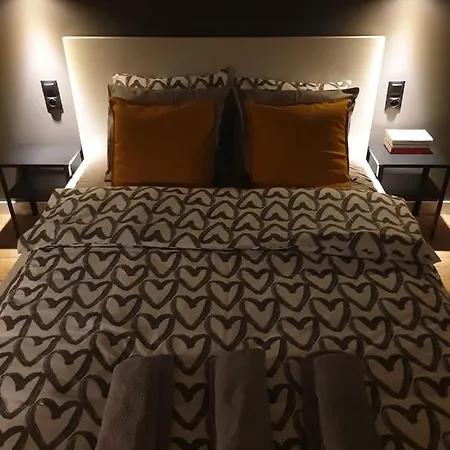 Tesorio - Ac, Balcony, Free Parking